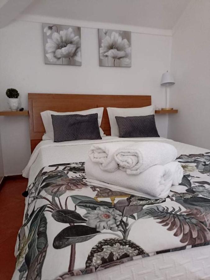 Moradia Meca - Casas para Férias Nazaré Exterior foto